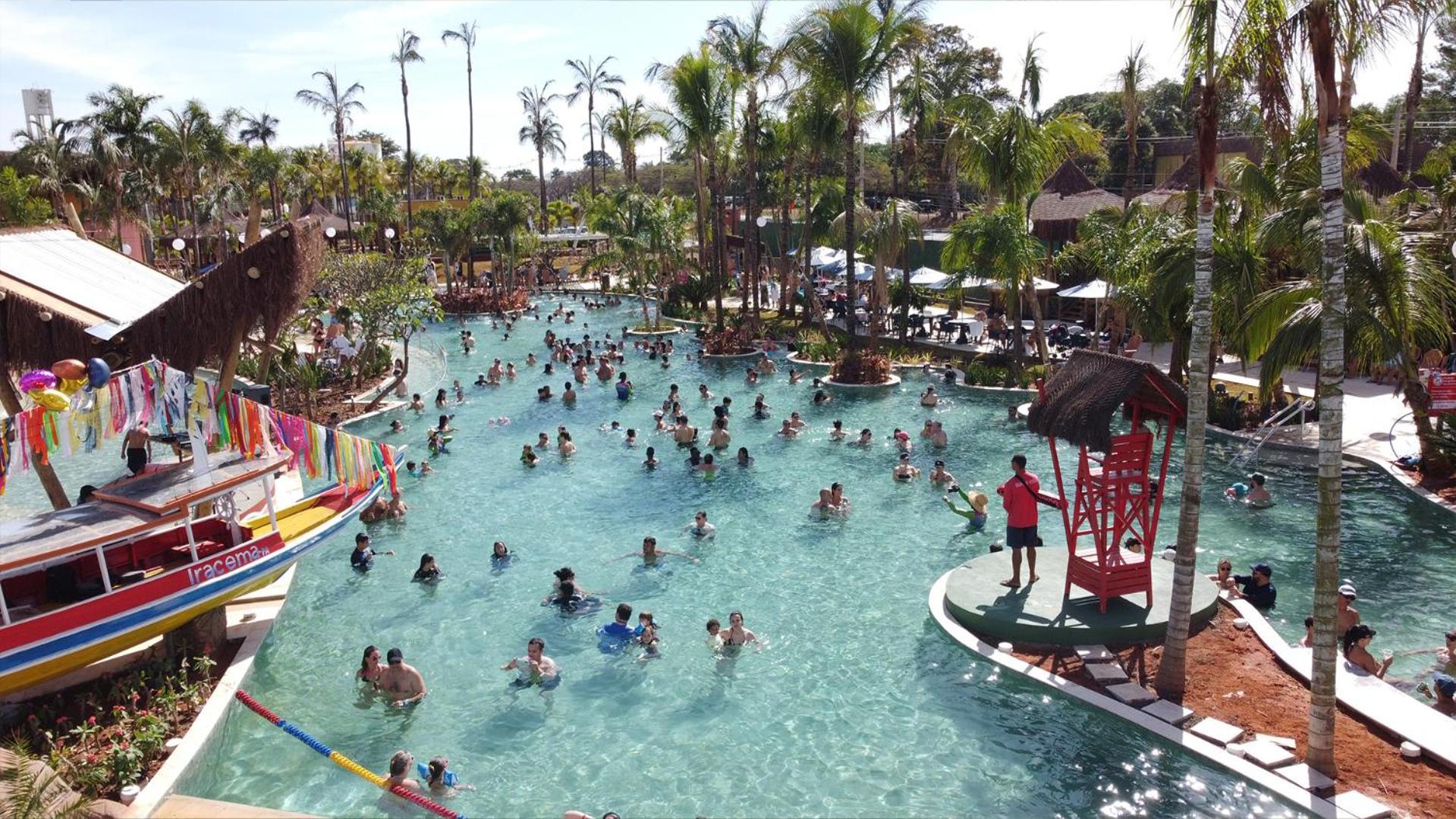 Hot Beach Resort โอลิมเปีย ภายนอก รูปภาพ Splash Island